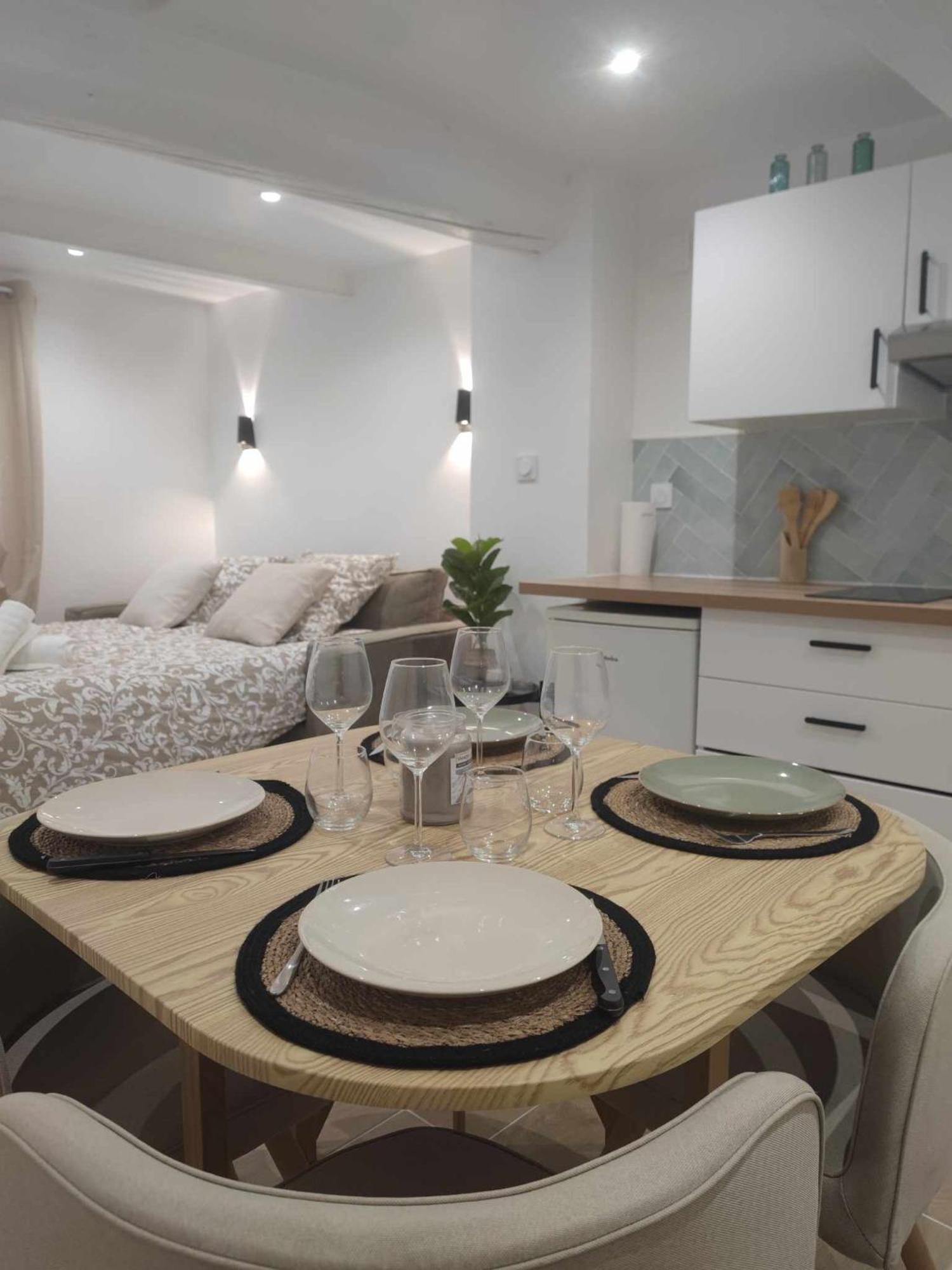 Appartamento Le Cosy En Intramuros Avignone Esterno foto